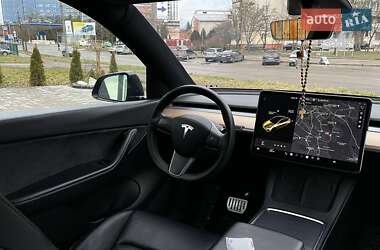 Позашляховик / Кросовер Tesla Model Y 2021 в Львові