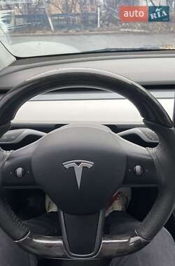 Внедорожник / Кроссовер Tesla Model Y 2020 в 