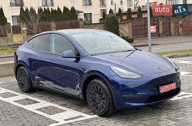 Внедорожник / Кроссовер Tesla Model Y 2023 в Ровно