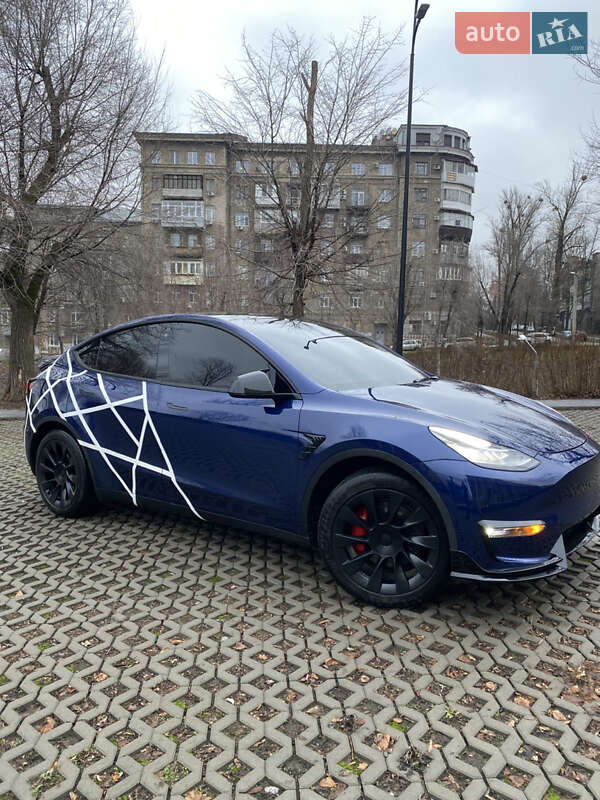 Tesla Model Y 2023 Tesla Model Y 2023