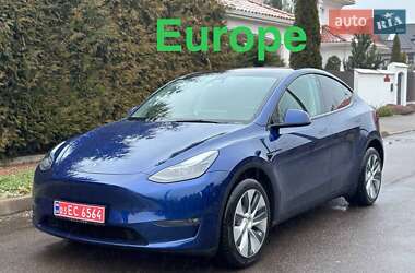 Внедорожник / Кроссовер Tesla Model Y 2023 в Киеве