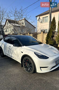 Позашляховик / Кросовер Tesla Model Y 2022 в Києві