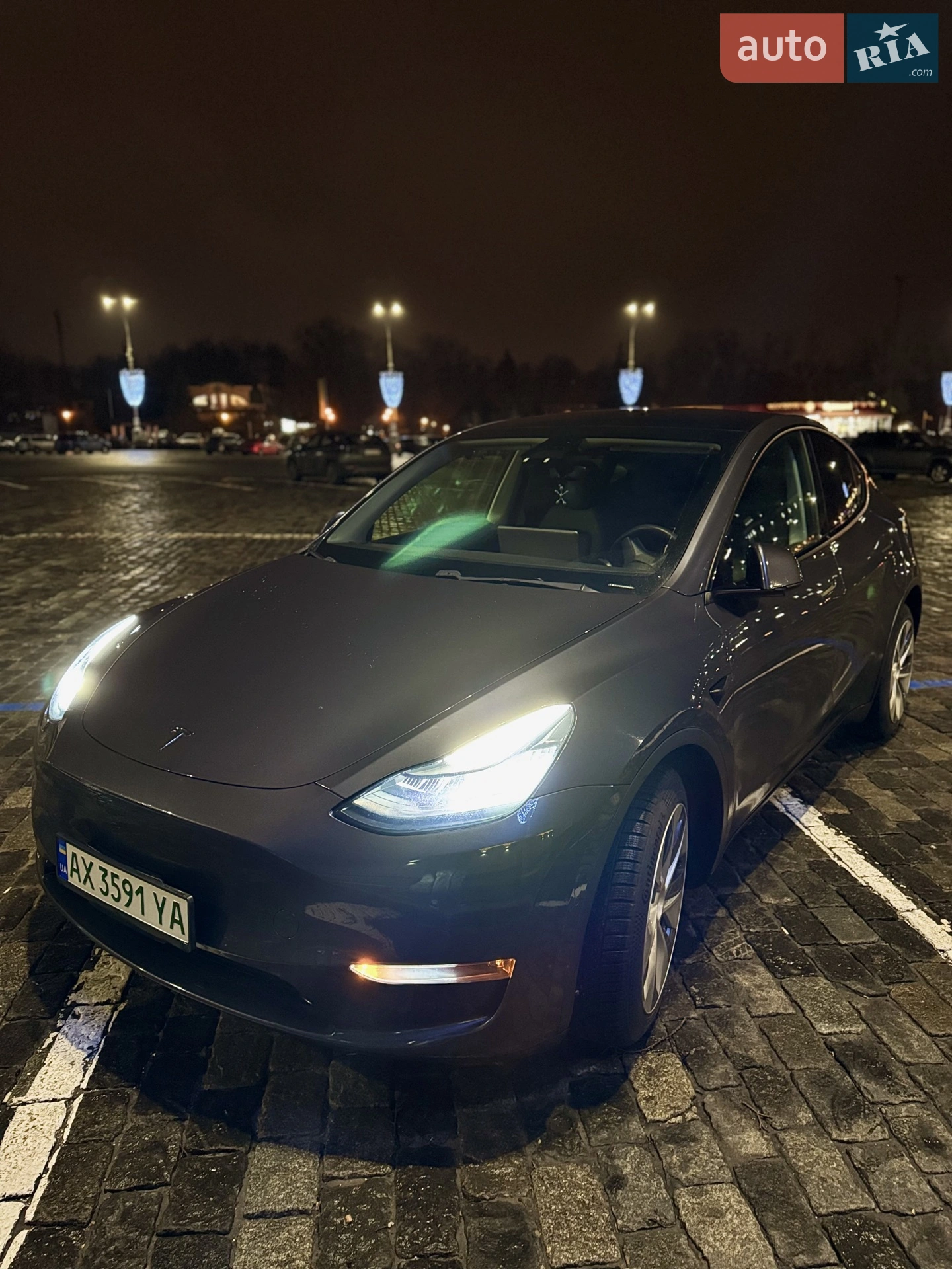 2020 Tesla Model Y - мініатюра 3