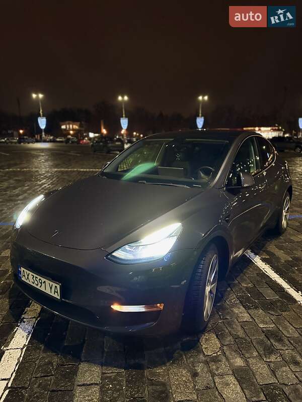 Позашляховик / Кросовер Tesla Model Y 2020 в Києві