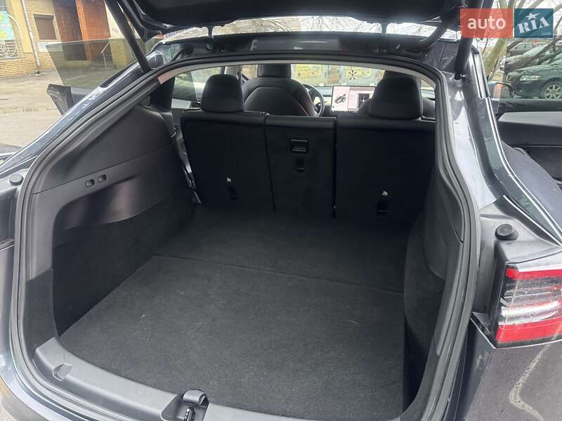 Позашляховик / Кросовер Tesla Model Y 2020 в Києві