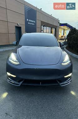 Внедорожник / Кроссовер Tesla Model Y 2021 в 