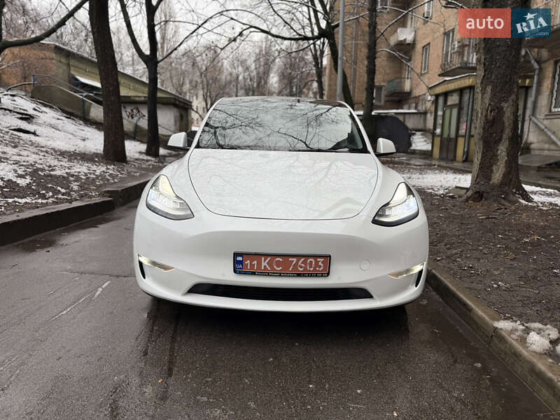 Внедорожник / Кроссовер Tesla Model Y 2022 в Киеве