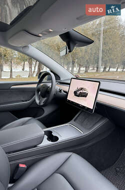 Внедорожник / Кроссовер Tesla Model Y 2023 в 