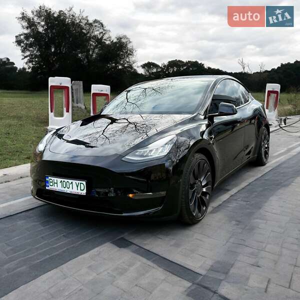 Внедорожник / Кроссовер Tesla Model Y 2020 в Одессе