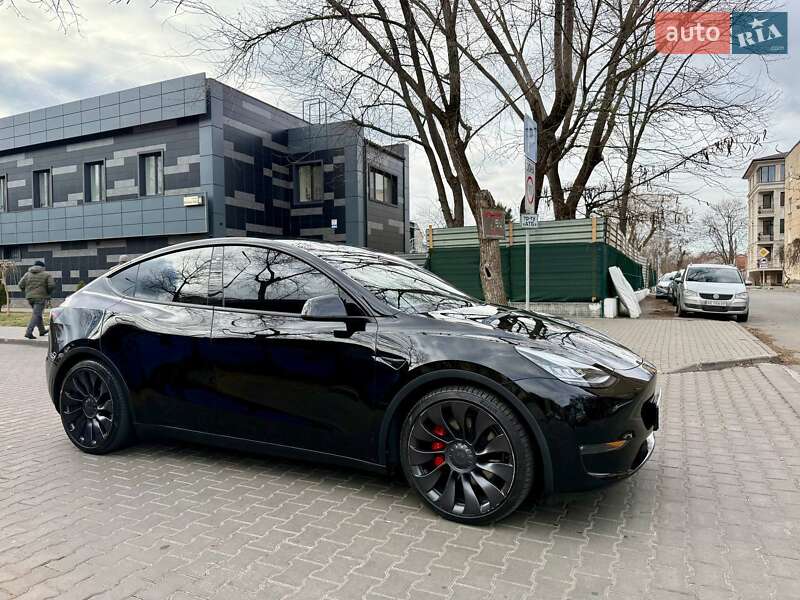 Внедорожник / Кроссовер Tesla Model Y 2020 в Одессе