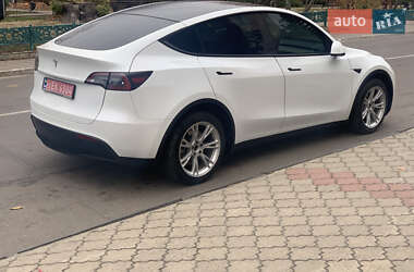 Внедорожник / Кроссовер Tesla Model Y 2022 в 