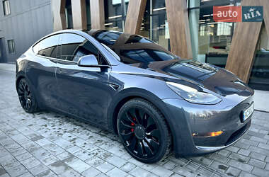 Позашляховик / Кросовер Tesla Model Y 2021 в Луцьку