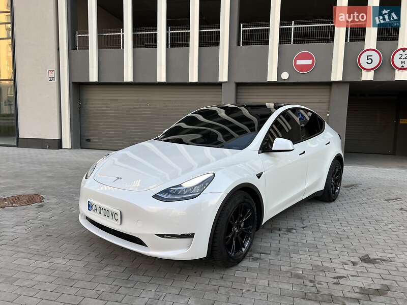 Внедорожник / Кроссовер Tesla Model Y 2021 в 