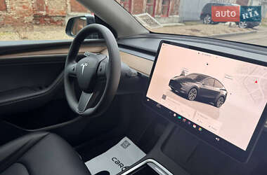 Внедорожник / Кроссовер Tesla Model Y 2024 в 