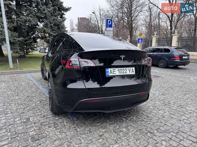 Позашляховик / Кросовер Tesla Model Y 2023 в Дніпрі
