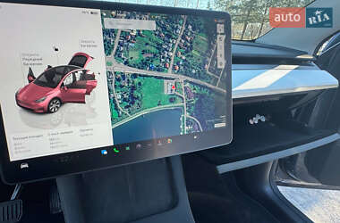 Внедорожник / Кроссовер Tesla Model Y 2024 в 