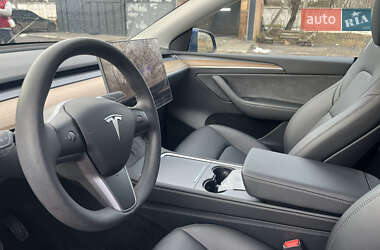 Внедорожник / Кроссовер Tesla Model Y 2023 в 