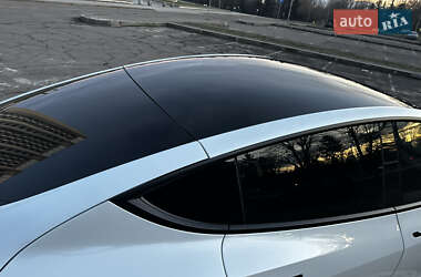 Внедорожник / Кроссовер Tesla Model Y 2021 в 