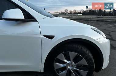 Внедорожник / Кроссовер Tesla Model Y 2021 в 