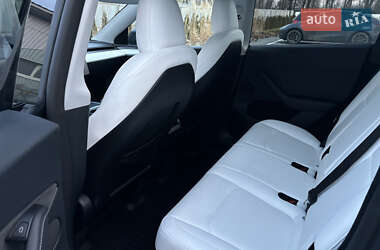 Внедорожник / Кроссовер Tesla Model Y 2023 в 