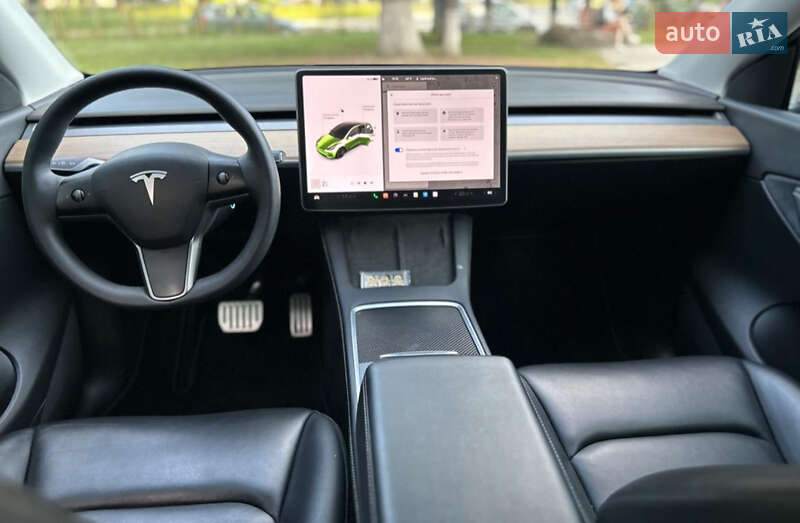 Позашляховик / Кросовер Tesla Model Y 2021 в Житомирі
