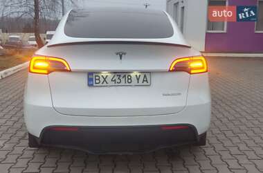 Внедорожник / Кроссовер Tesla Model Y 2023 в 