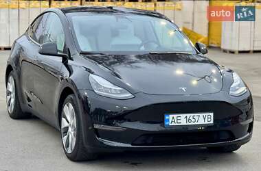 Внедорожник / Кроссовер Tesla Model Y 2020 в Днепре