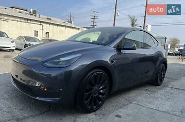 Tesla Model Y 2022