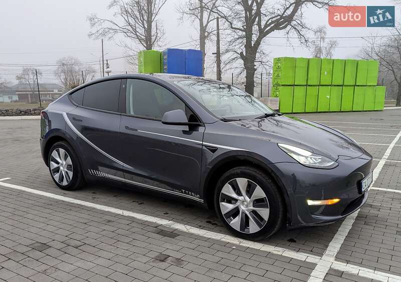 Внедорожник / Кроссовер Tesla Model Y 2022 в Умани
