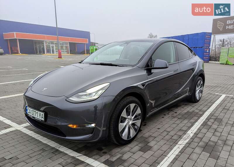 Внедорожник / Кроссовер Tesla Model Y 2022 в Умани