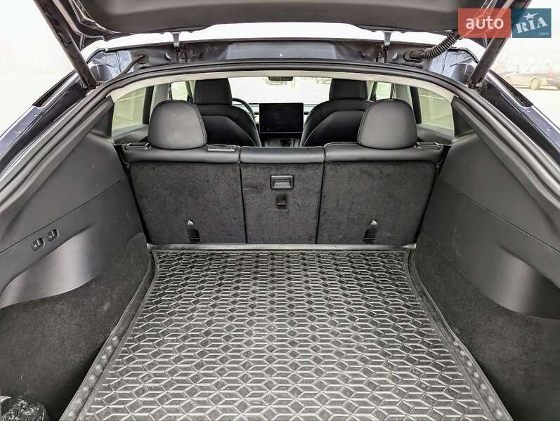 Внедорожник / Кроссовер Tesla Model Y 2022 в Умани