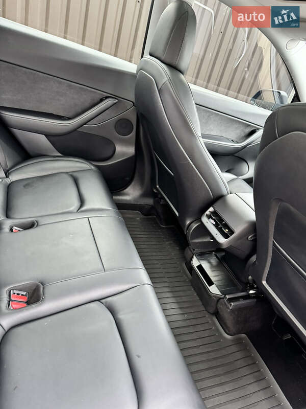 Внедорожник / Кроссовер Tesla Model Y 2021 в Киеве фото 6 Внедорожник / Кроссовер Tesla Model Y 2021 в Киеве