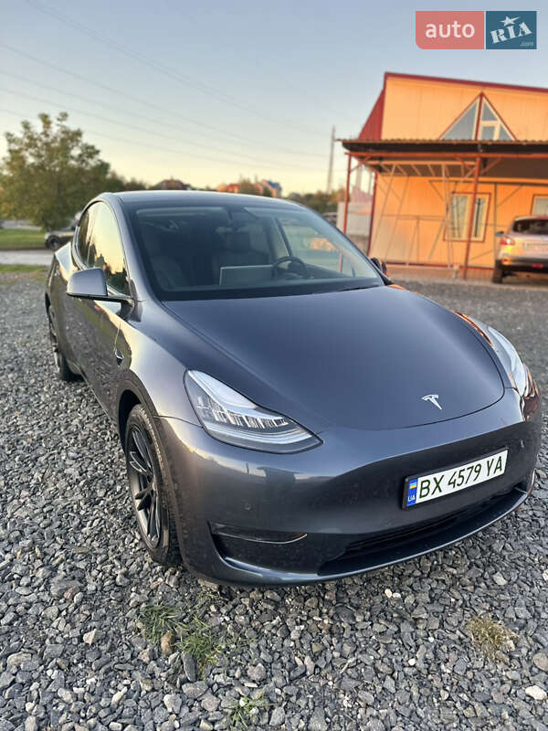 Внедорожник / Кроссовер Tesla Model Y 2022 в Хмельницком