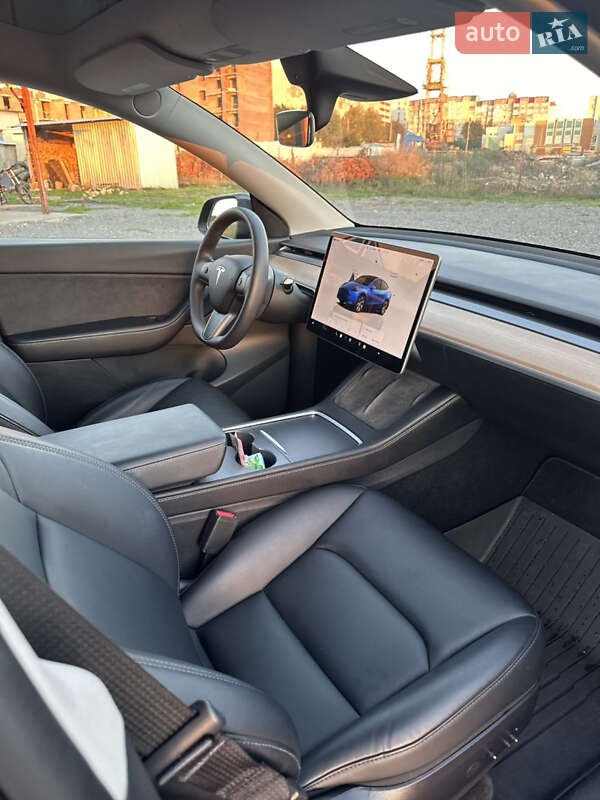 Внедорожник / Кроссовер Tesla Model Y 2022 в Хмельницком
