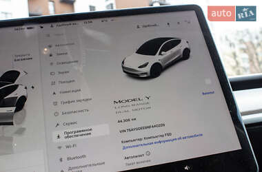 Внедорожник / Кроссовер Tesla Model Y 2022 в 