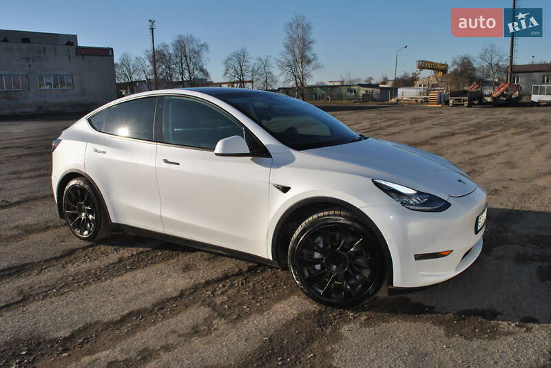 Внедорожник / Кроссовер Tesla Model Y 2021 в Тернополе фото 19 Внедорожник / Кроссовер Tesla Model Y 2021 в Тернополе