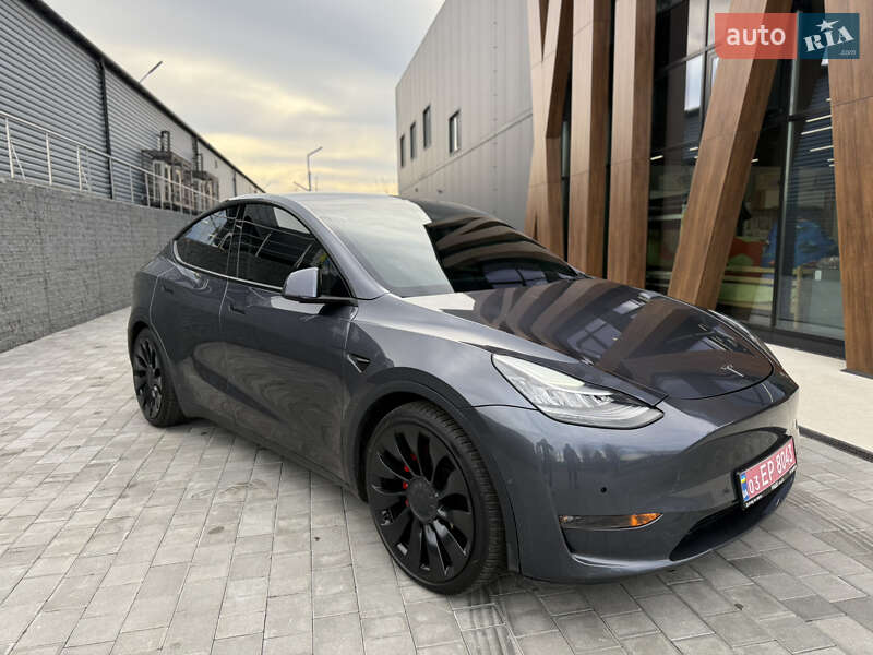 Внедорожник / Кроссовер Tesla Model Y 2020 в Луцке