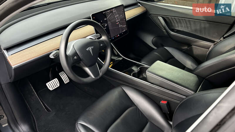 Внедорожник / Кроссовер Tesla Model Y 2020 в Луцке