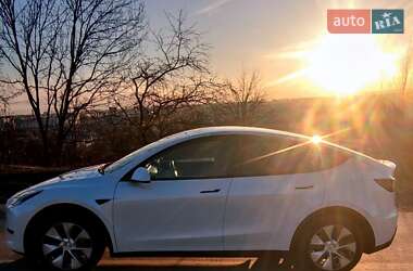 Внедорожник / Кроссовер Tesla Model Y 2020 в 