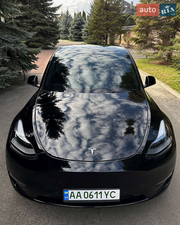 Внедорожник / Кроссовер Tesla Model Y 2022 в Киеве