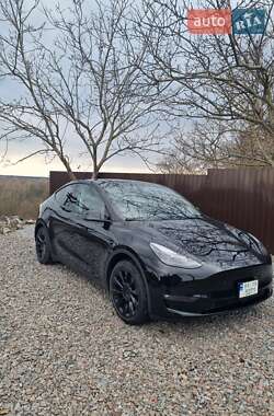 Внедорожник / Кроссовер Tesla Model Y 2023 в 