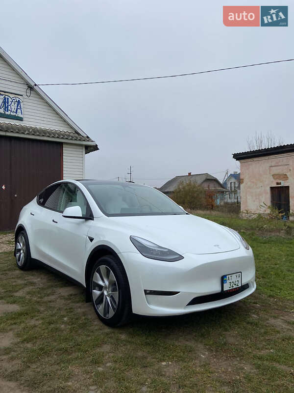 Внедорожник / Кроссовер Tesla Model Y 2022 в Перегинском