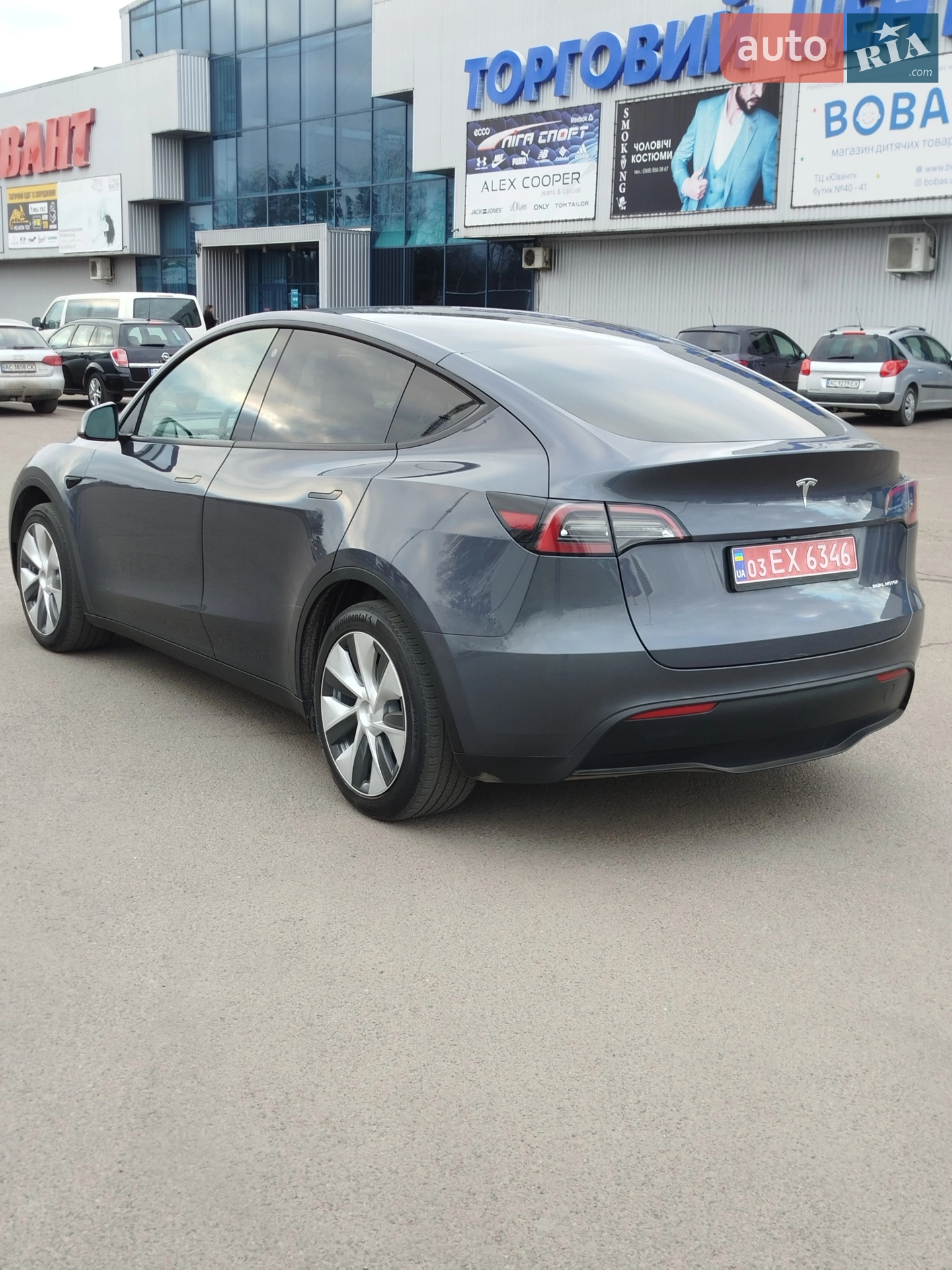 2022 Tesla Model Y - мініатюра 19