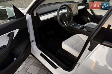 Позашляховик / Кросовер Tesla Model Y 2022 в 