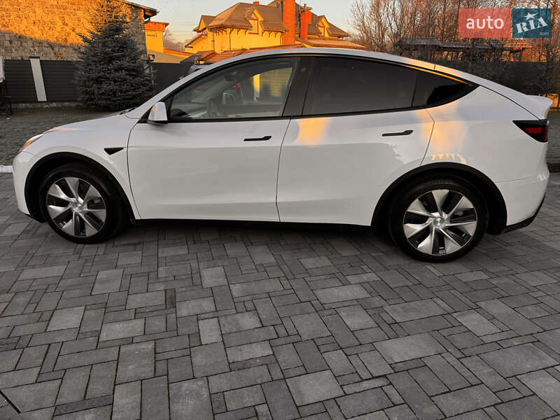 Внедорожник / Кроссовер Tesla Model Y 2022 в Львове