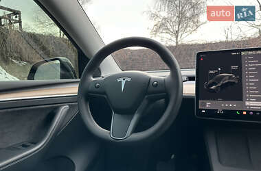 Внедорожник / Кроссовер Tesla Model Y 2023 в 