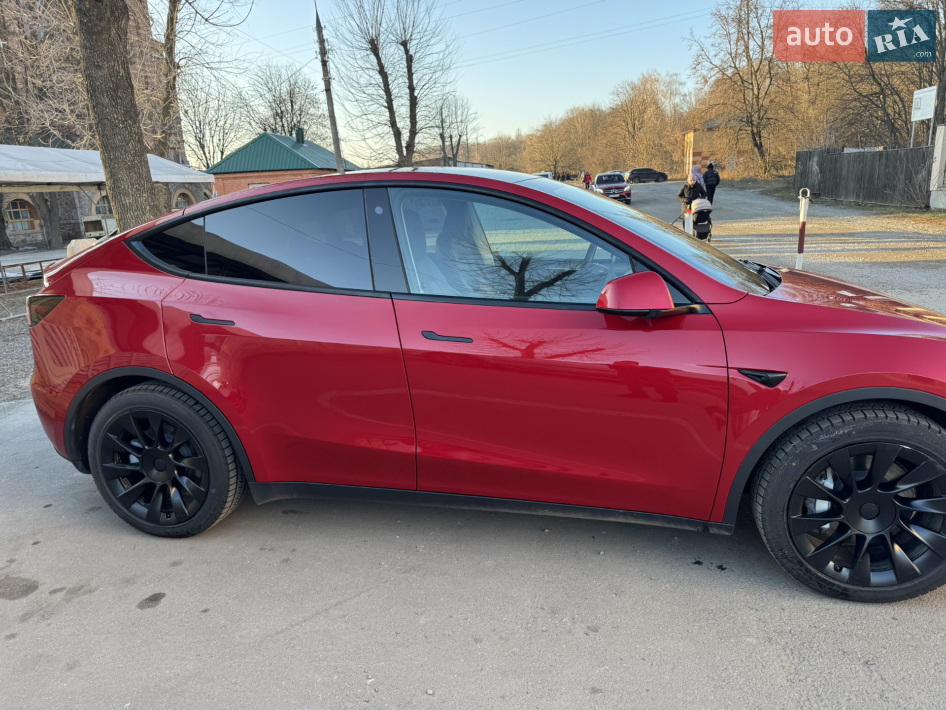 2022 Tesla Model Y - мініатюра 3