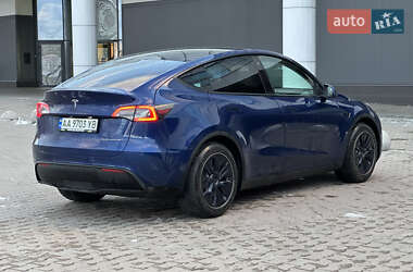 Позашляховик / Кросовер Tesla Model Y 2021 в Києві