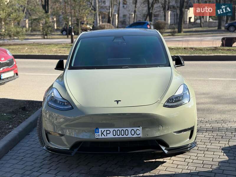 Внедорожник / Кроссовер Tesla Model Y 2020 в Днепре