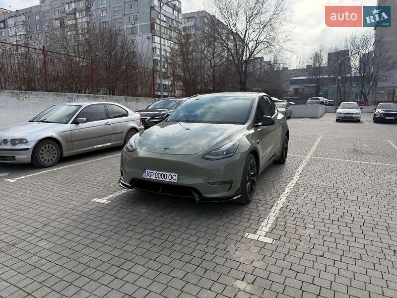 Позашляховик / Кросовер Tesla Model Y 2020 в Запоріжжі